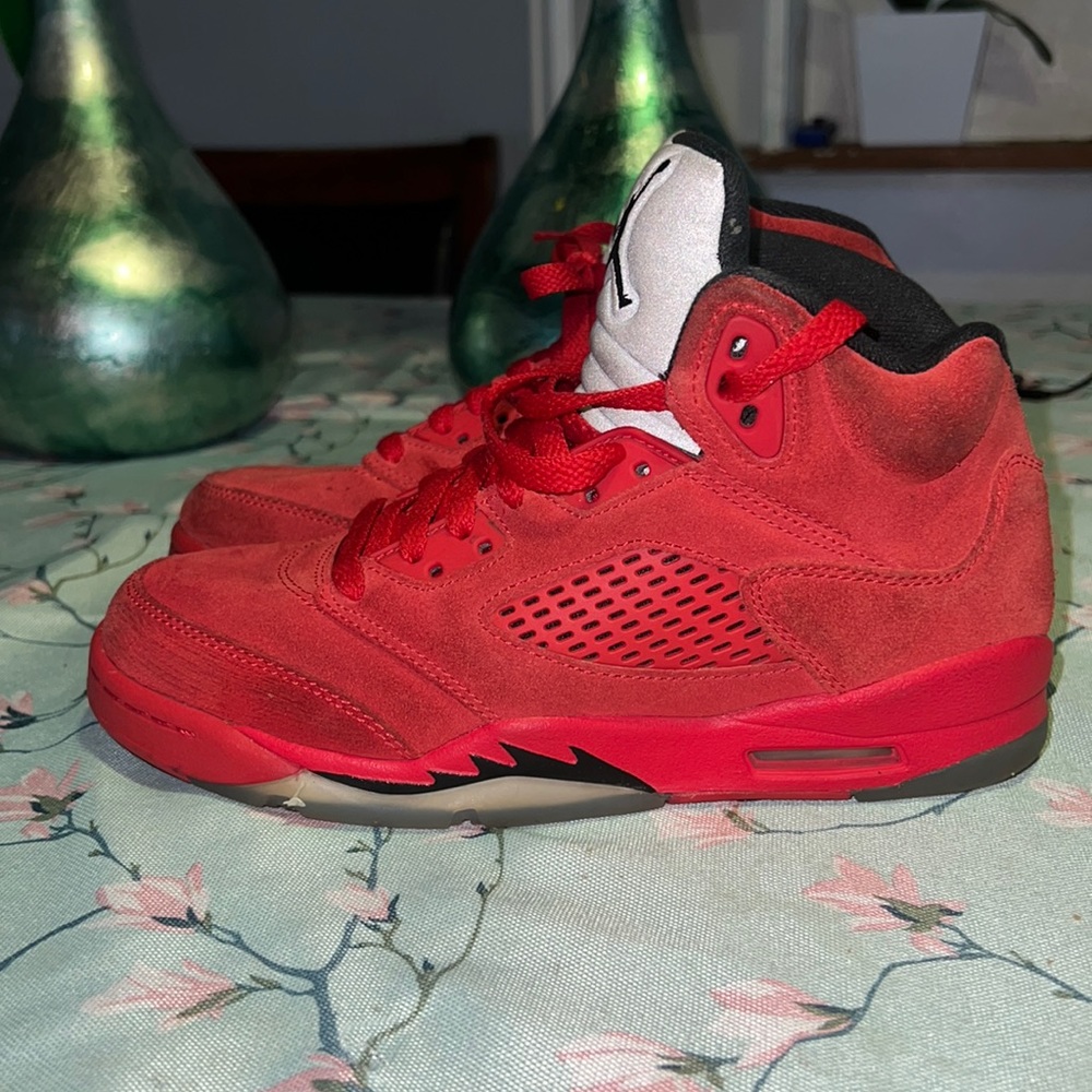 Jordan shoesneed clean